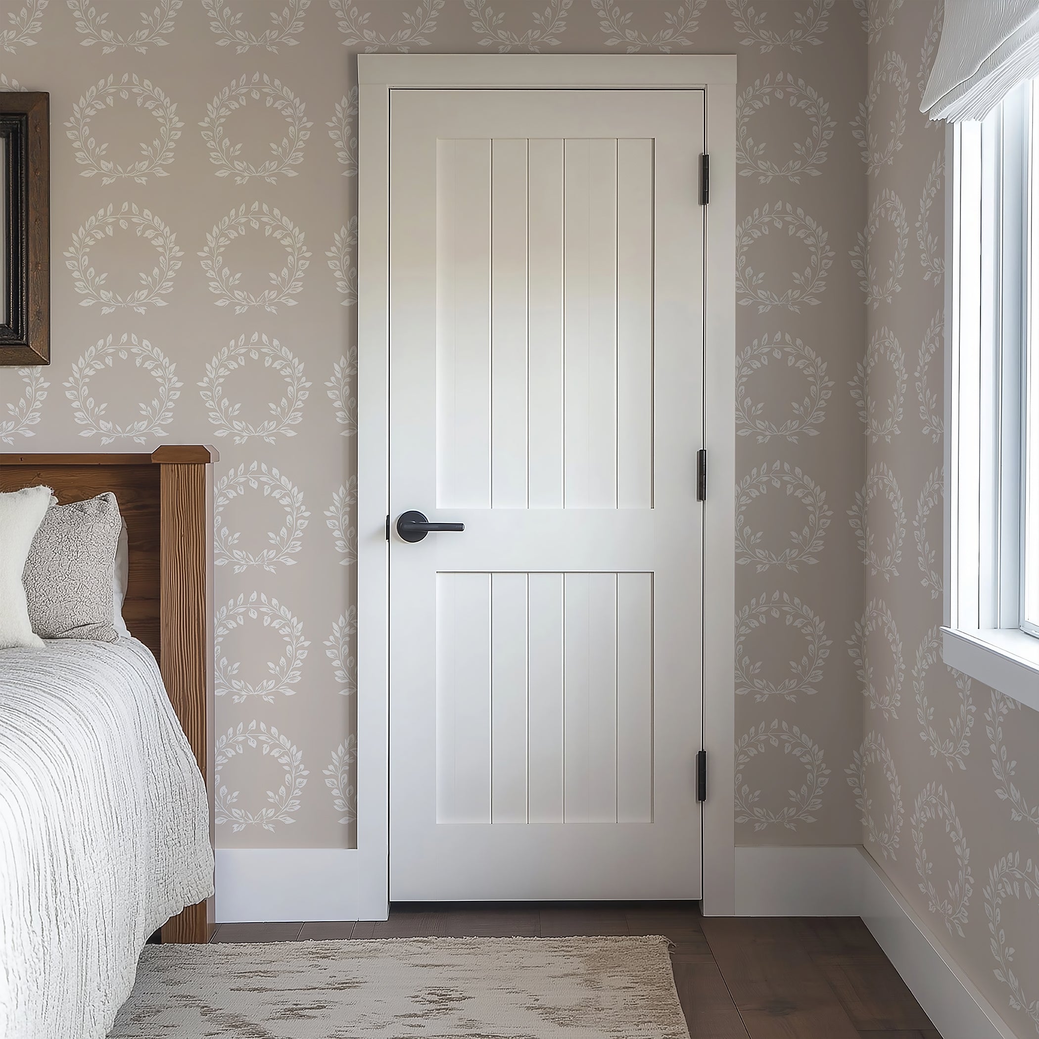 Elegant traditional wallpaper with white laurel wreaths on taupe background, perfect for classic decor in bedrooms and living rooms.